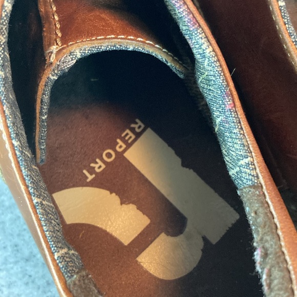 Size 8 retro inspired 70’s style leather Report leather chukkas. Gum soles Fc 2 - Picture 5 of 7